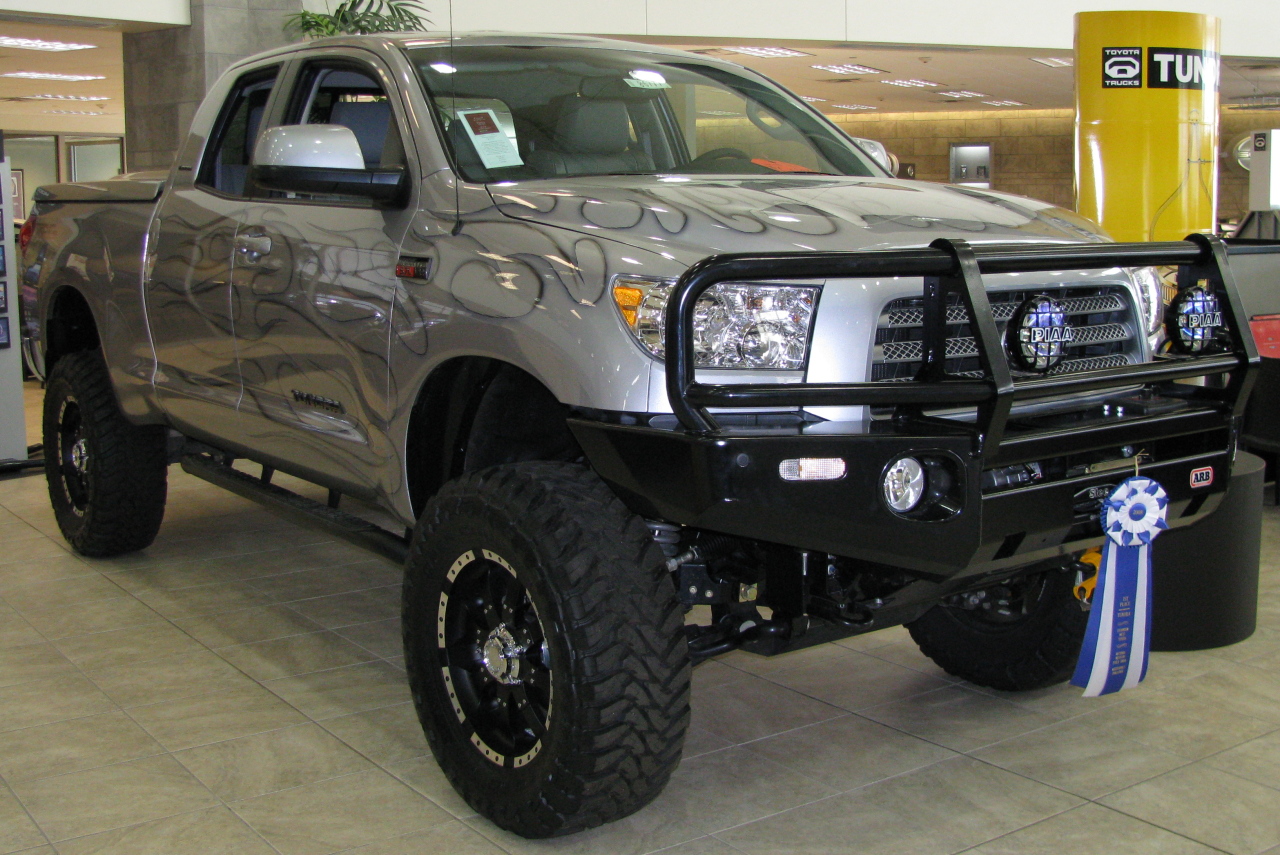 Toyota tundra lifted for sale