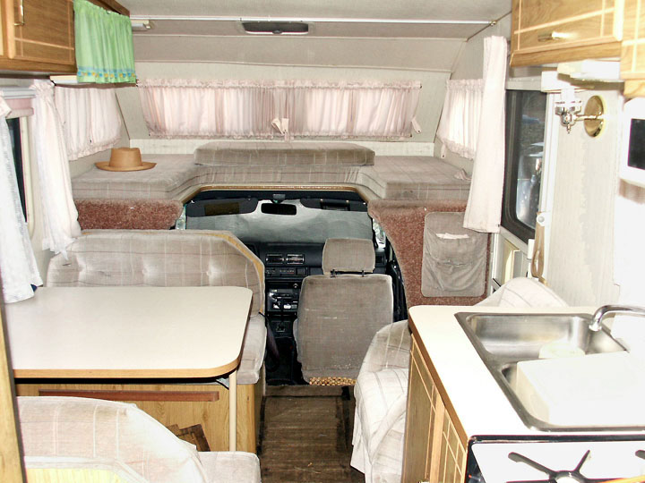 Toyota Canada on The Toyota Mini Motorhome   A Quirky Rv With A Strong Following