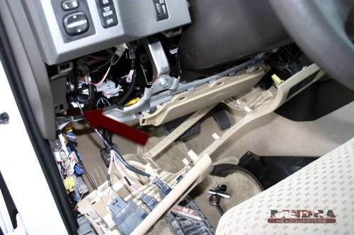 lower-dash-panel-removed-2010-tundra-arrow Flasher module location 2010 Tundra dash panel removed