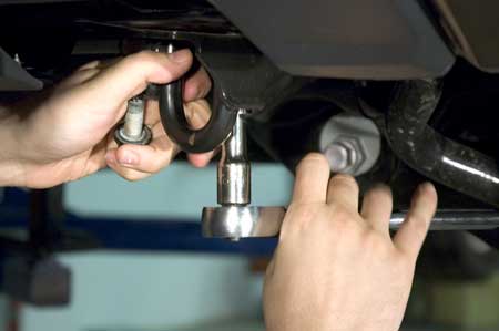 Truck Repair Taking Too Long - Blame a Lack of Technicians Truck Repair - Lack of Technicians