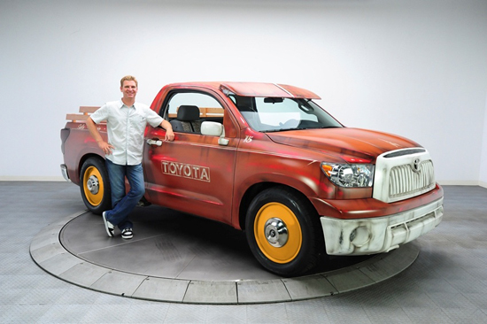 NASCAR Driver Clint Bowyer Auctions Custom 2011 Toyota Tundra NASCAR Driver Clint Bowyer Custom 2011 Toyota Tundra