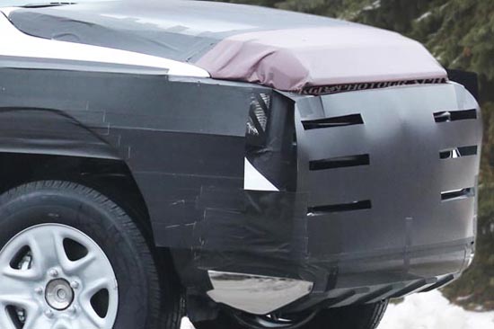 2014 Toyota Tundra Spy Photos - Hood